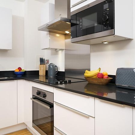 Apartament 1 Bed Flat Near Canary Wharf, O2 Londyn Zewnętrze zdjęcie
